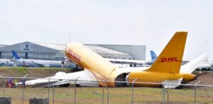 avión de carga de DHL 