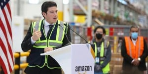 Estación de entrega de Amazon en Nuevo León comenzó a operar