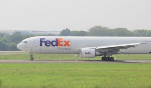 Potenciar el ecommerce en México, la intención de FedEx al ampliar su red de rutas aéreas