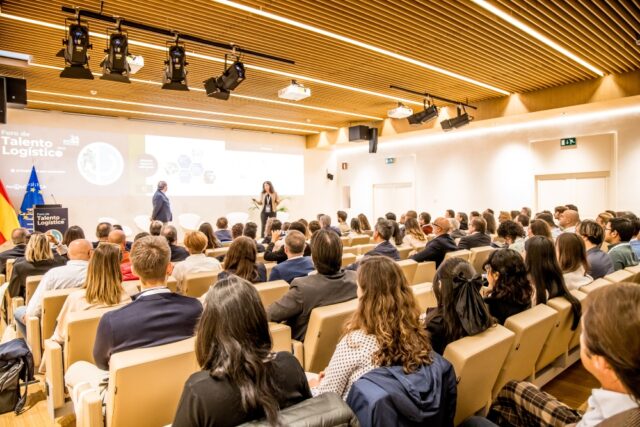 Foro de Logística- fomentando el talento en un sector en transformación2 (1)