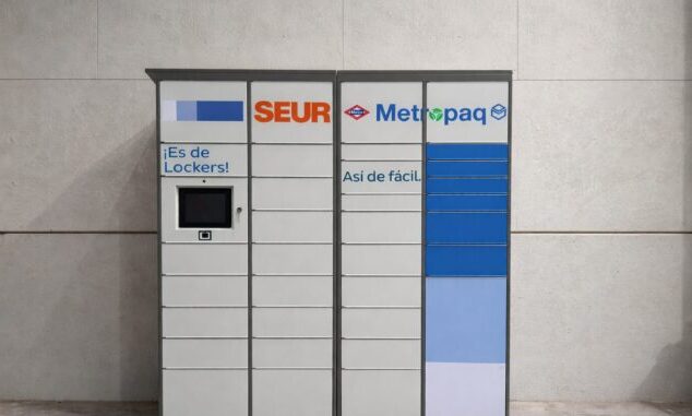 SEUR facilita la recogida de paquetes en el Metro de Madrid con una red de taquillas en la Línea 3